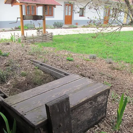 Casa de hóspedes Rigófütty 3*